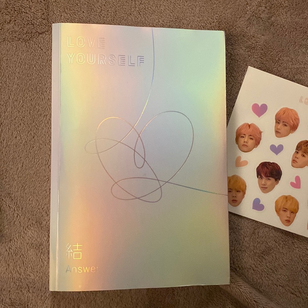 BTS LOVE YOURSELF ALBUM “S”